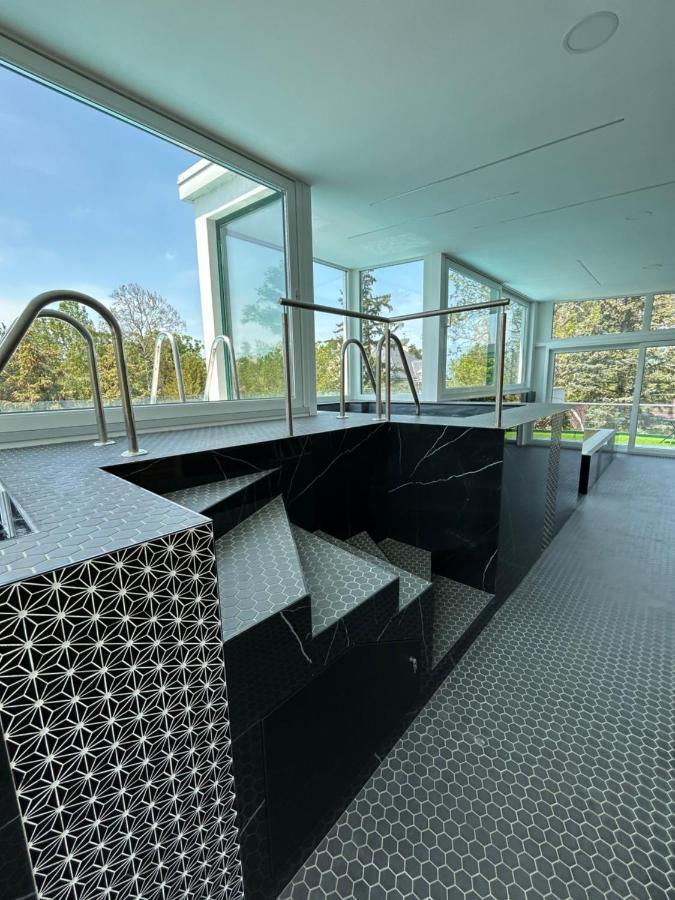 Villa Bauhaus Dream Deluxe T Siofok Exterior photo